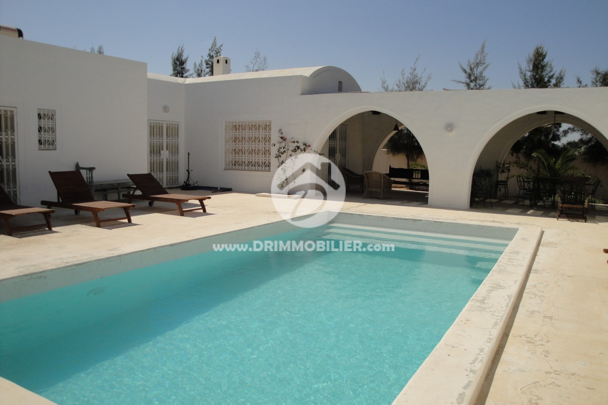 L 50 -                            Vente
                           VIP Villa Djerba